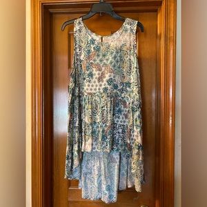 Maurice’s high low tunic